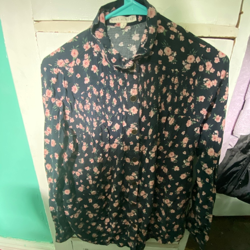 Nice floral button down